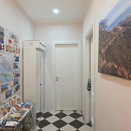 فندق مبيت وإفطار Onda Su Onda 3*